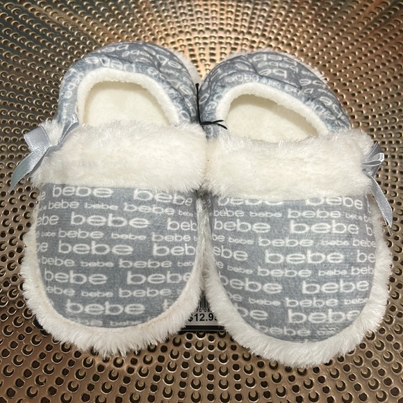 Bebe Toddler girls slippers Size L 9/10 Plush white grey with blue bow NWT Clean - Picture 3 of 8